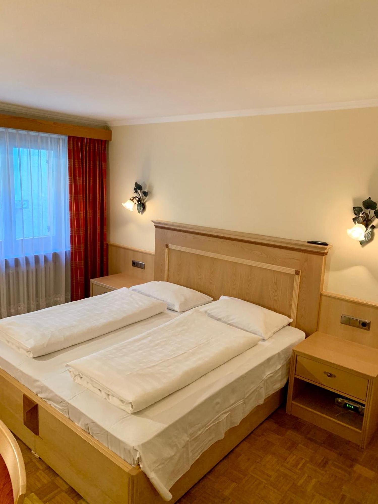 Hotel Goldenes Kreuz - Since 1605 Vipiteno Esterno foto