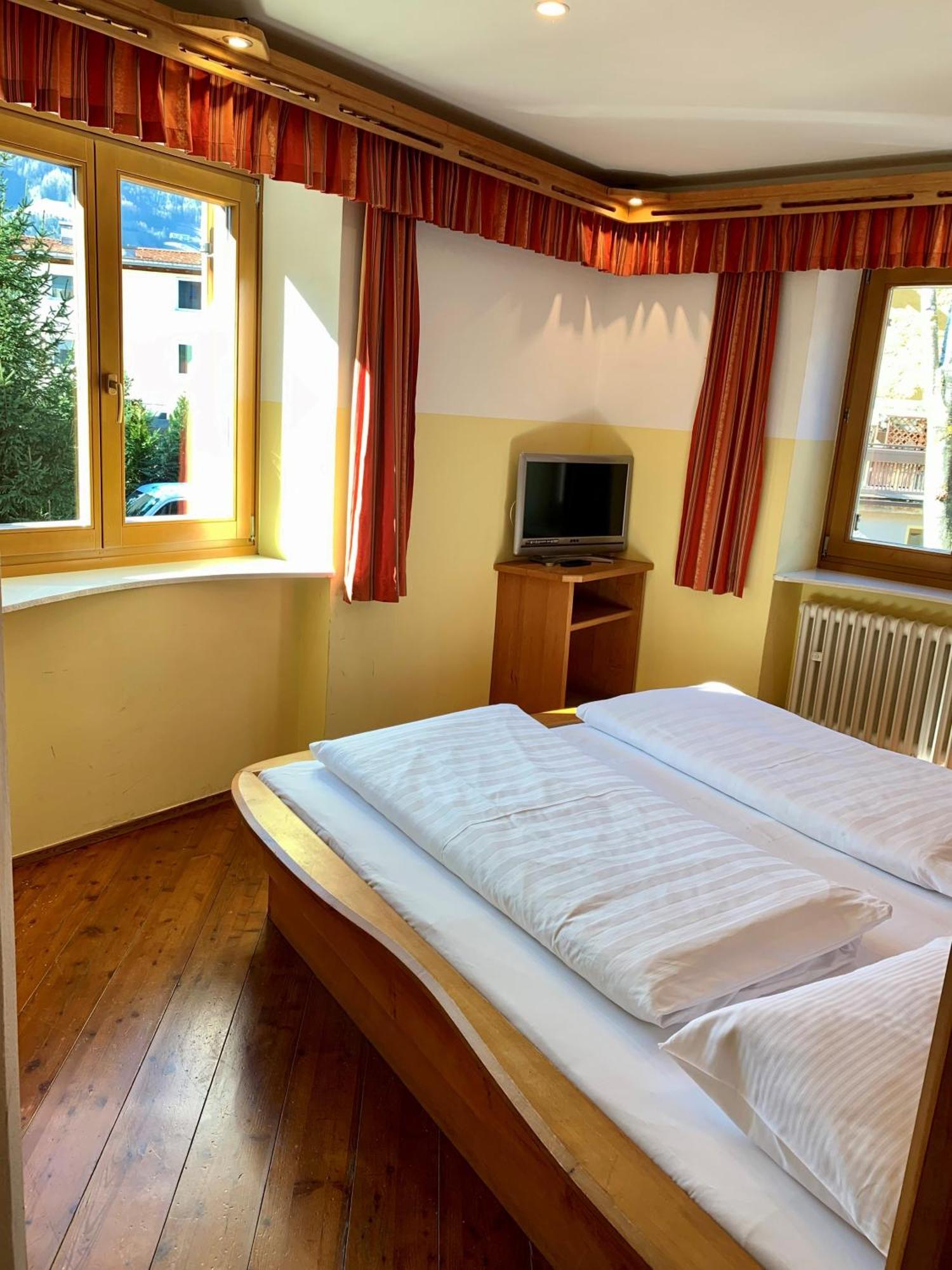 Hotel Goldenes Kreuz - Since 1605 Vipiteno Esterno foto